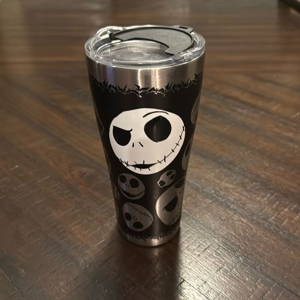 Nightmare Before Christmas. Tervis Tumbler Aluminum 30oz Tumbler